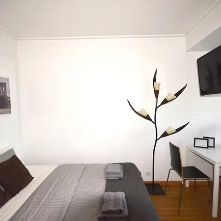 Homestay szállás Double Next To Airport/ Fill/expo Lisboa